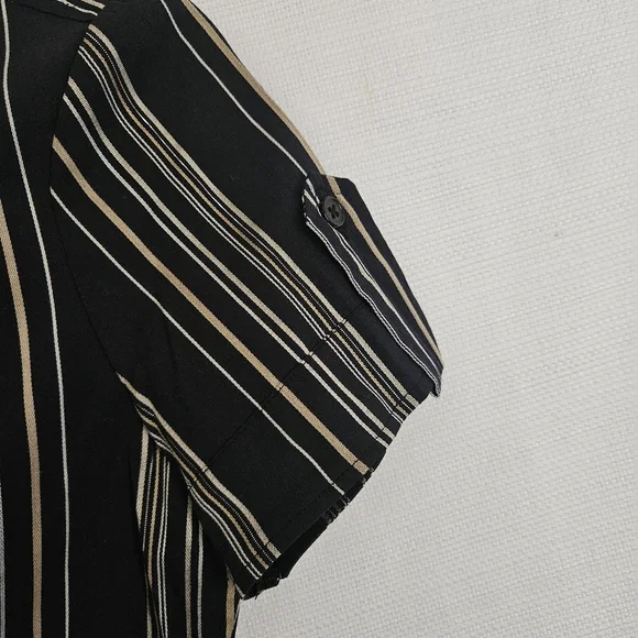Womens‎ Button Down Striped shirt - Picture 3 of 8